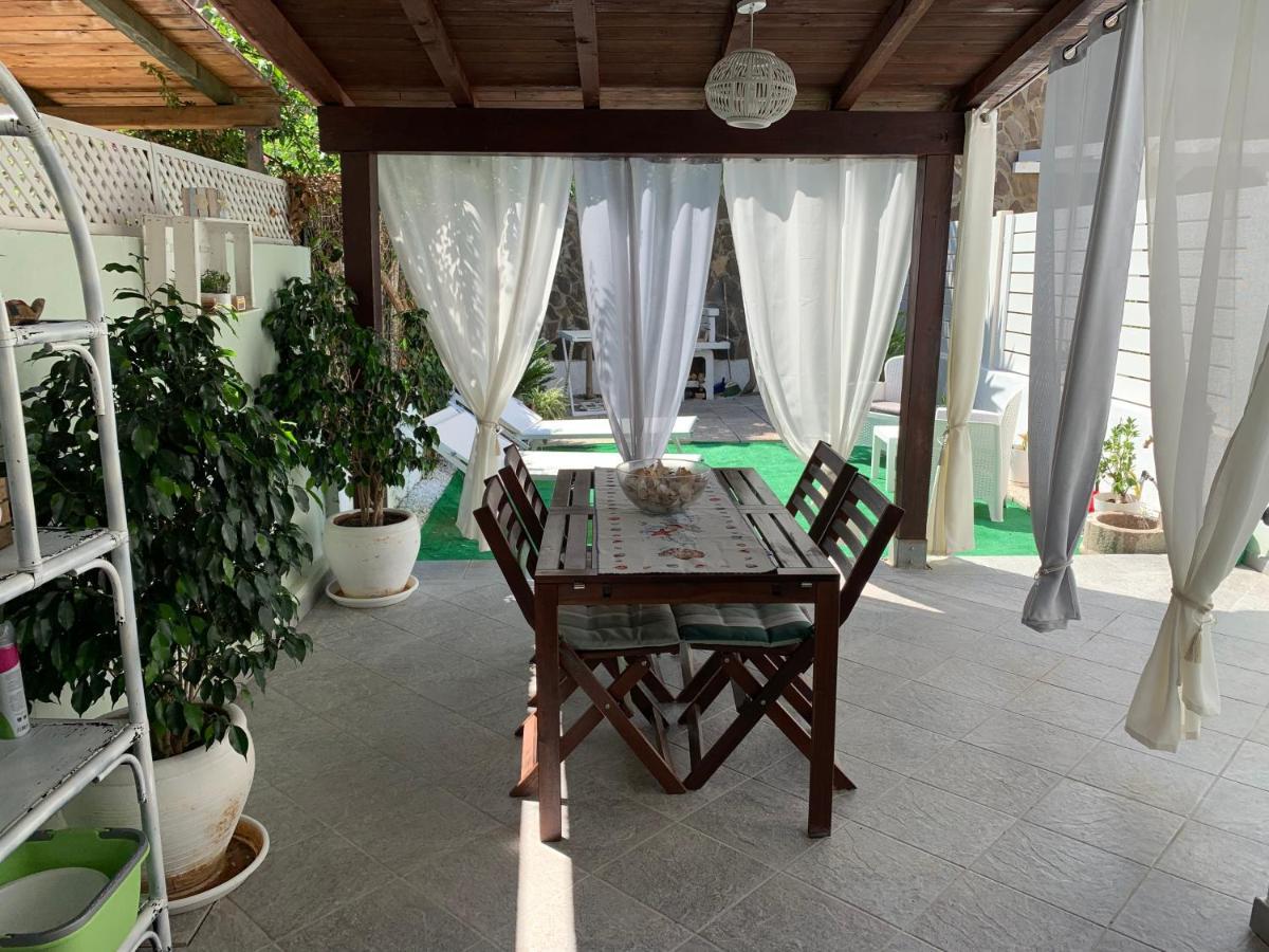 Casa vacanza Ferrara Villasimius Exterior foto
